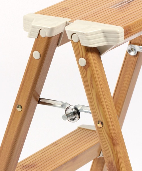 studio CLIP(スタディオクリップ)の「木目ステップ 2段《HOUSEHOLD GOODS》(掃除グッズ・レディース・ライトグレー・FREE)」の8枚目の写真