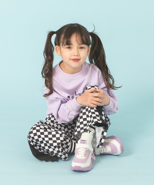 URBAN CHERRY（アーバンチェリー）の「フェイクレザーダッドスニーカー（スニーカー・キッズ・パープル/ホワイト・17.5cm/21.5cm/19.5cm/19.0cm/18.5cm/16.5cm/18.0cm/20.5cm/21.0cm）」の5枚目の写真