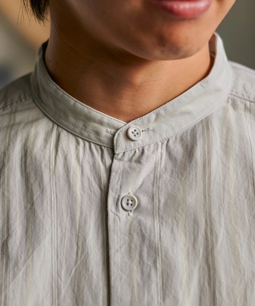 Nigel Cabourn（ナイジェルケーボン）の「Nigel Cabourn　CC22 デタッチャブルカラーシャツ ストライプ 80460010013（シャツ/ブラウス・メンズ・グリーン系その他/ホワイト・48/50/46/52）」の16枚目の写真