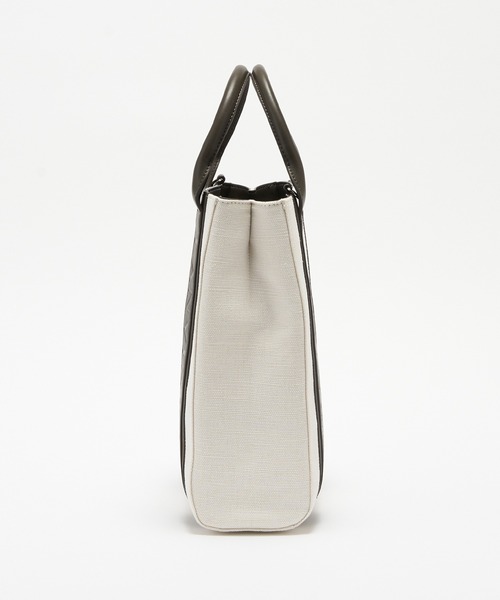 LANVIN en Bleu（ランバンオンブルー）の「キャンバスロゴトートバッグ（トートバッグ・レディース・ベージュ/チャコールグレー・FREE）」の13枚目の写真