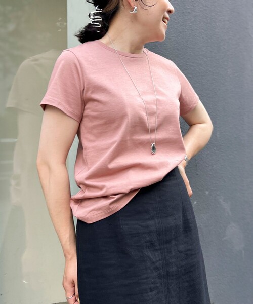 NOLLEY’S(ノーリーズ)の「5C BASIC 半袖Tシャツ(Tシャツ/カットソー・レディース・ベージュ/ロイヤルブルー/ボルドー/キャメル/ホワイト/ホワイト系その他5/ブラック/チャコールグレー・38/36)」の8枚目の写真
