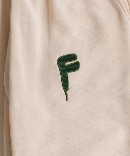 FCMM(エフシーエムエム)の「【日本限定アイテム】ARCHIVE LOGO SWEAT PAMTS/アーカイブロゴスウェットパンツ(スウェットパンツ・メンズ・ブラック/アイボリー/オリーブ・MEDIUM/LARGE)」の8枚目の写真