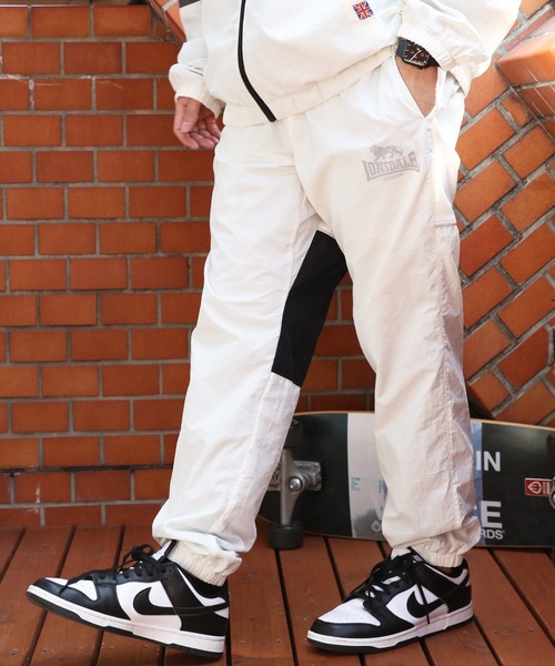 LONSDALE(ロンズデール)の「LONSDALE トレーニングパンツ(その他パンツ・メンズ・ブルーグリーン/オフホワイト/ベージュ・LARGE/MEDIUM/X-LARGE)」の5枚目の写真