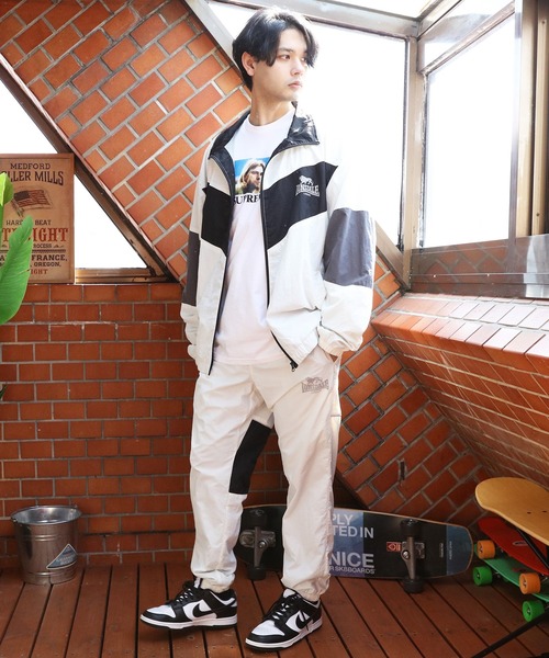 LONSDALE(ロンズデール)の「LONSDALE トレーニングパンツ(その他パンツ・メンズ・ブルーグリーン/オフホワイト/ベージュ・LARGE/MEDIUM/X-LARGE)」の8枚目の写真