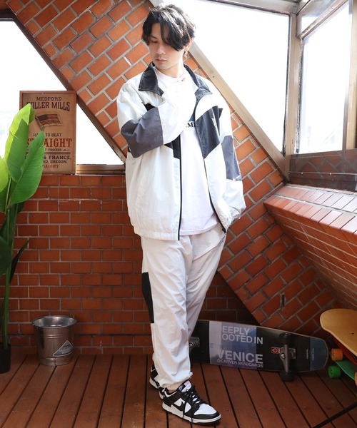 LONSDALE(ロンズデール)の「LONSDALE トレーニングパンツ(その他パンツ・メンズ・ブルーグリーン/オフホワイト/ベージュ・LARGE/MEDIUM/X-LARGE)」の11枚目の写真