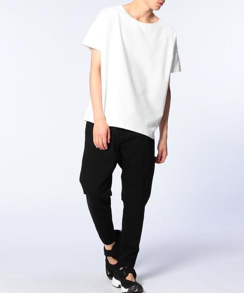 UNITED ARROWS（ユナイテッドアローズ）の「UAS スムース コットン サイド ジップ クルーネック（Tシャツ/カットソー・メンズ・ホワイト/ブラック・MEDIUM/SMALL/LARGE）」の11枚目の写真