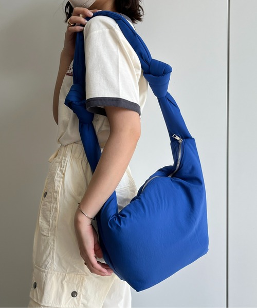 CPCM（シーピーシーエム）の「ナイロンBIGショルダー（ショルダーバッグ・レディース・ベージュ/ブラック/ブルー・FREE）」の10枚目の写真