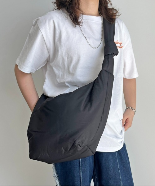 CPCM（シーピーシーエム）の「ナイロンBIGショルダー（ショルダーバッグ・レディース・ベージュ/ブラック/ブルー・FREE）」の9枚目の写真