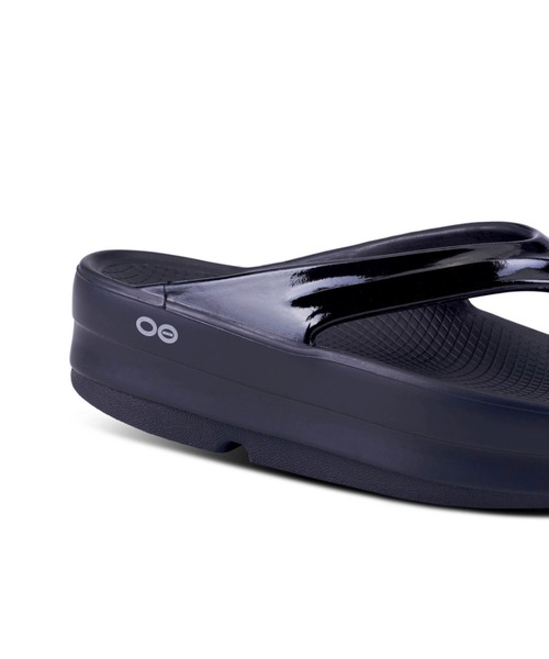 ROSE BUD（ローズバッド）の「(OOFOS)Oomega（サンダル・レディース・ベージュ/ブラック・25.0/24.0/23）」の5枚目の写真