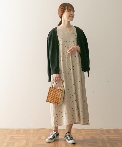 URBAN RESEARCH DOORS（アーバンリサーチドアーズ）の「ハイツイストコットンVネックカーディガン（カーディガン/ボレロ・レディース・ブラック/ブラウン/グレー・MEDIUM）」の22枚目の写真