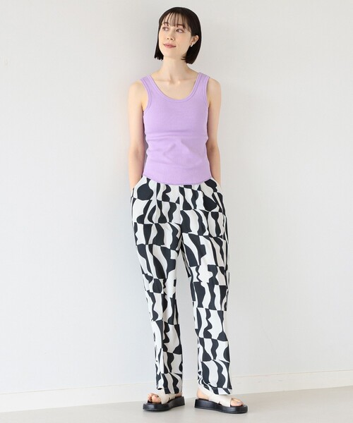 Ray BEAMS（レイビームス）の「Ray BEAMS / ジオメトリック プリント パンツ（その他パンツ・レディース・ロイヤルブルー/ブラック・0/1）」の3枚目の写真