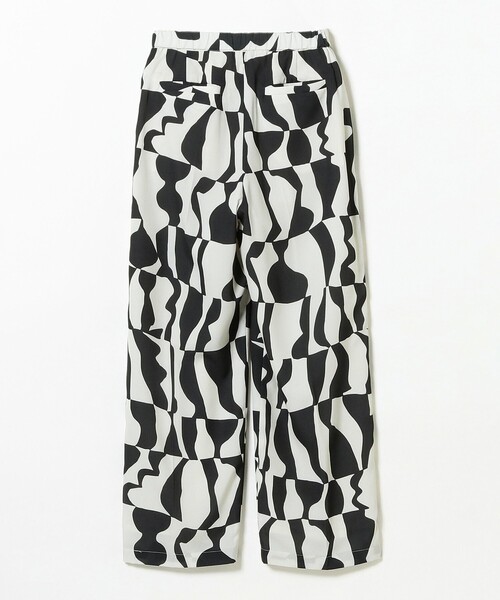 Ray BEAMS（レイビームス）の「Ray BEAMS / ジオメトリック プリント パンツ（その他パンツ・レディース・ロイヤルブルー/ブラック・0/1）」の19枚目の写真