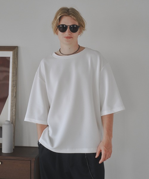 DOOPZ（ドープス）の「Ripple big T-shirt-リップルビッグTシャツ（Tシャツ/カットソー・メンズ・ベージュ/ホワイト/ホワイト×ブラック/ブラック・SMALL/MEDIUM/LARGE）」の2枚目の写真