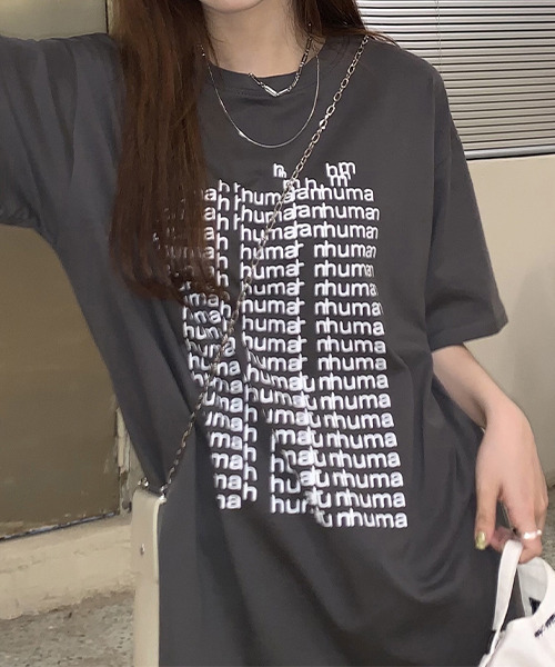 c.u.l(シーユーエル)の「オーバーサイズロゴプリントTシャツ culw438(Tシャツ/カットソー・レディース・グレー/ホワイト・FREE)」の4枚目の写真