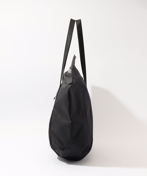 ARC'TERYX（アークテリクス）の「Arc'teryx Granville 30Carryall Bag バッグ（トートバッグ・メンズ・ブラック・FREE）」の2枚目の写真