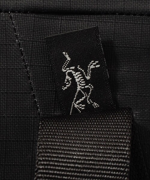 ARC'TERYX（アークテリクス）の「Arc'teryx Granville 30Carryall Bag バッグ（トートバッグ・メンズ・ブラック・FREE）」の7枚目の写真