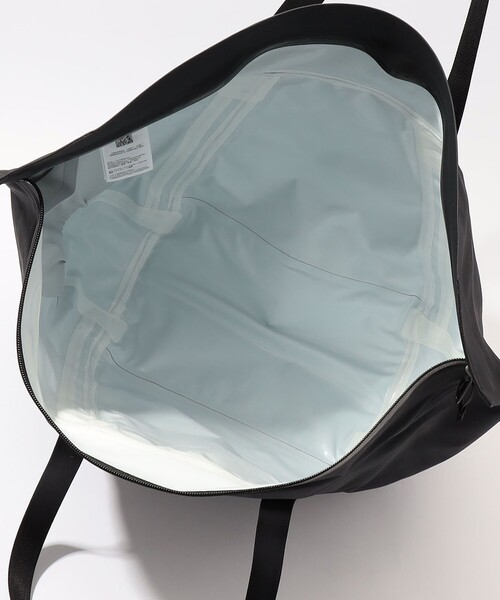 ARC'TERYX（アークテリクス）の「Arc'teryx Granville 30Carryall Bag バッグ（トートバッグ・メンズ・ブラック・FREE）」の9枚目の写真