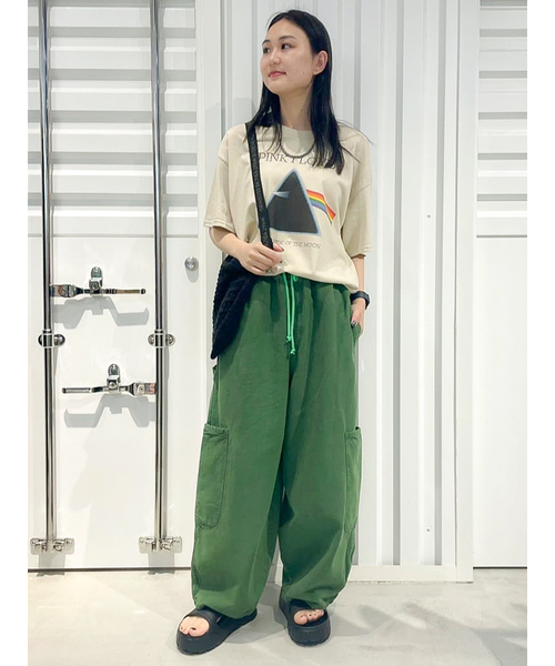 JOINT WORKS（ジョイントワークス）の「【BLUESCENTRIC / ブルースセントリック】 PINK FLOYD THE DARK SIDE（Tシャツ/カットソー・メンズ・アイボリー/グリーン/ブラック・LARGE/MEDIUM）」の13枚目の写真