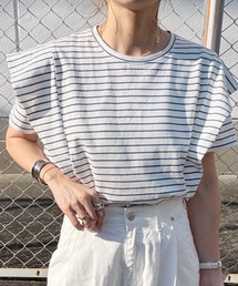 ISOOK（アイスー）の「【総合ランキング1位獲得】ラッフルショルダーTシャツ(chiica select) / ラッフルスリーブ フレアスリーブ プルオーバー ブラウス 半袖 無地 ボーダー（Tシャツ/カットソー）」