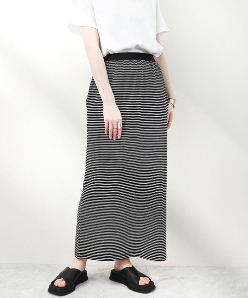 STYLEBLOCK（スタイルブロック）の「先染めボーダーフライスナロースカート（スカート・レディース・ブラック/ホワイト/チャコールグレー/ネイビー・M）」の2枚目の写真