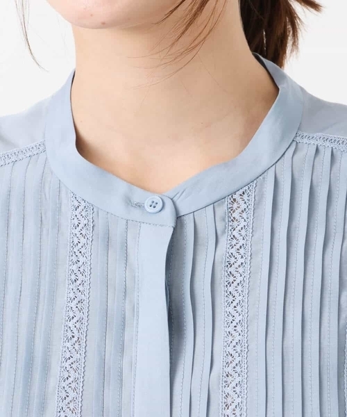 MK MICHEL KLEIN（エムケーミッシェルクラン）の「ピンタックレースブラウス/洗える（シャツ/ブラウス・レディース・ホワイト/ライトブルー・38）」の3枚目の写真