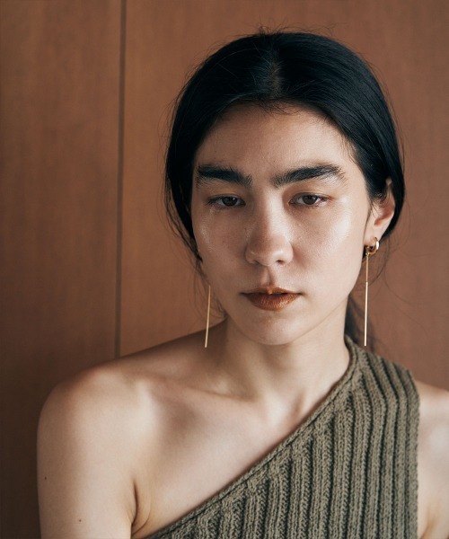 marjour(マージュール)の「STICK EARRING(イヤリング・レディース・ゴールド・FREE)」の4枚目の写真