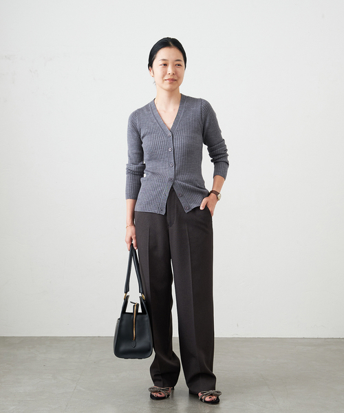 IENA（イエナ）の「PEツイル ストレートスラックス（スラックス・レディース・チャコールグレー/ネイビー・34/36/38）」の4枚目の写真