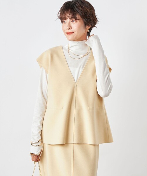 NOLLEY’S（ノーリーズ）の「ラメ天竺シアーハイネックプルオーバーカットソー（Tシャツ/カットソー・レディース・ゴールド/シルバー・38）」の2枚目の写真