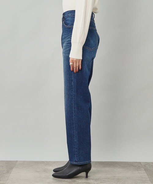 UNTITLED（アンタイトル）の「テーパードデニム（デニムパンツ・レディース・ライトブルー/ブルー系その他・03/42/50/48/01/02/44/00/04/46）」の17枚目の写真