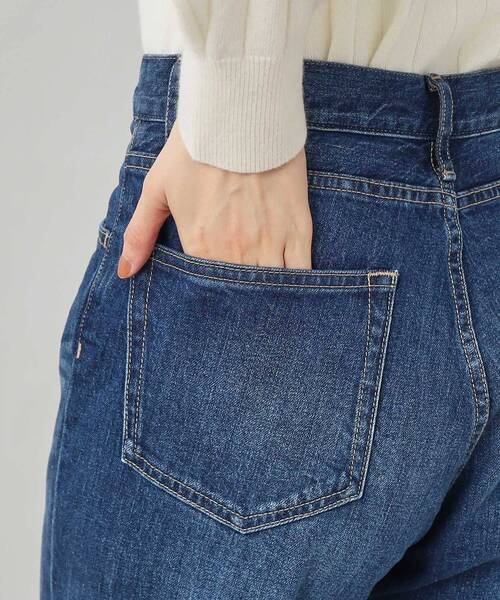 UNTITLED（アンタイトル）の「テーパードデニム（デニムパンツ・レディース・ライトブルー/ブルー系その他・03/42/50/48/01/02/44/00/04/46）」の13枚目の写真