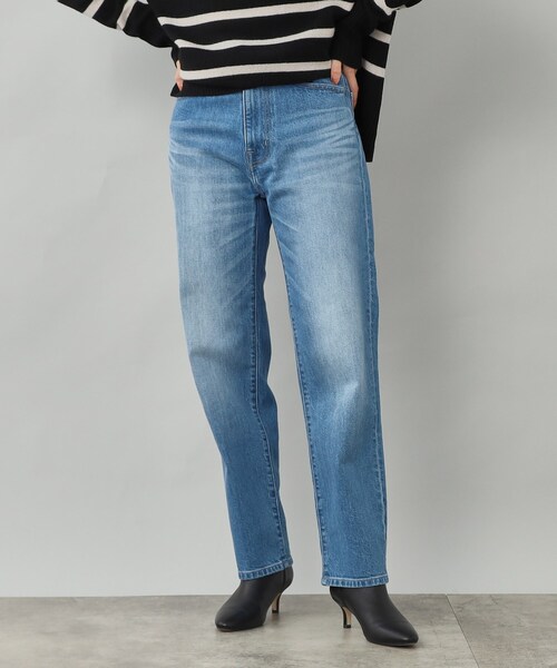 UNTITLED（アンタイトル）の「テーパードデニム（デニムパンツ・レディース・ライトブルー/ブルー系その他・03/42/50/48/01/02/44/00/04/46）」の10枚目の写真