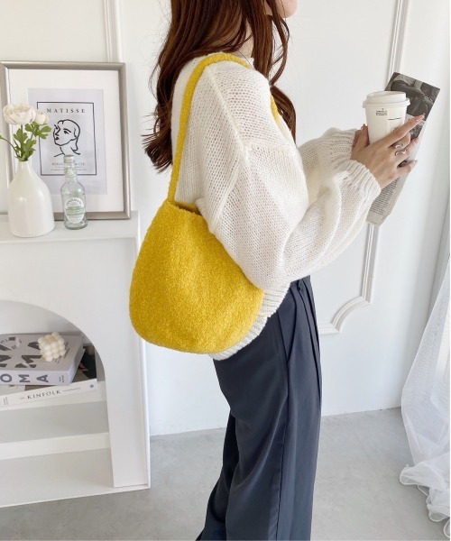 thank U more（サンキューモア）の「フェルト風ミニショルダー