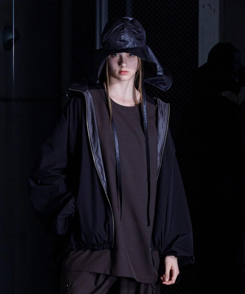 VOAAOV(ヴォアーブ)の「【VOAAOV】TYPEWRITER Reversible Blouson(ブルゾン・メンズ・ベージュ/ブラック/ライトグレー・1/2)」の2枚目の写真