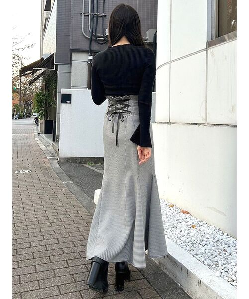 MERCURYDUO（マーキュリーデュオ）の「パール付きフレアスリーブリブニット（ニット/セーター・レディース・アイボリー/チャコールグレー/ブラック/ラベンダー/ベージュ・FREE）」の13枚目の写真