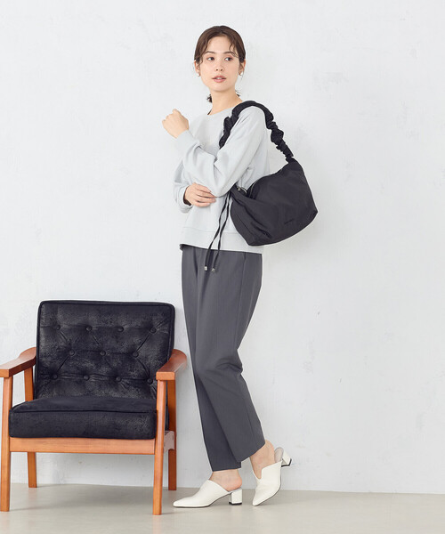 MONO　COMME CA（モノコムサ）の「ギャザーショルダー（ショルダーバッグ・レディース・オフホワイト/ブラック/ライトグレー/ピンク・FREE）」の9枚目の写真