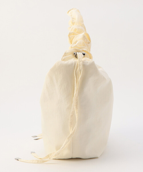 MONO　COMME CA（モノコムサ）の「ギャザーショルダー（ショルダーバッグ・レディース・オフホワイト/ブラック/ライトグレー/ピンク・FREE）」の5枚目の写真