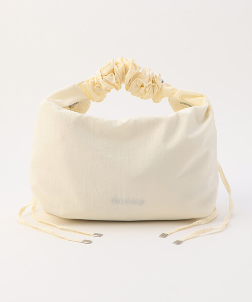 MONO　COMME CA（モノコムサ）の「ギャザーショルダー（ショルダーバッグ・レディース・オフホワイト/ブラック/ライトグレー/ピンク・FREE）」の6枚目の写真