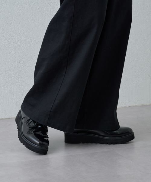 COLONY 2139（コロニートゥーワンスリーナイン）の「シャークソールレースアップシューズ（ドレスシューズ・メンズ・ブラック・LARGE/MEDIUM）」の6枚目の写真