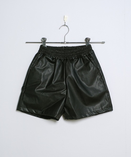 shopnikoniko（ショップニコニコ）の「合成皮革 ハイウエスト ショートパンツ（その他パンツ・レディース・ブラウン/ブラック・フリー）」の16枚目の写真
