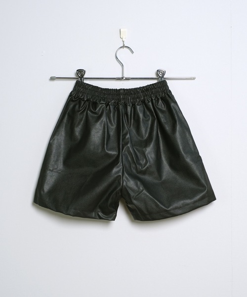 shopnikoniko（ショップニコニコ）の「合成皮革 ハイウエスト ショートパンツ（その他パンツ・レディース・ブラウン/ブラック・フリー）」の18枚目の写真