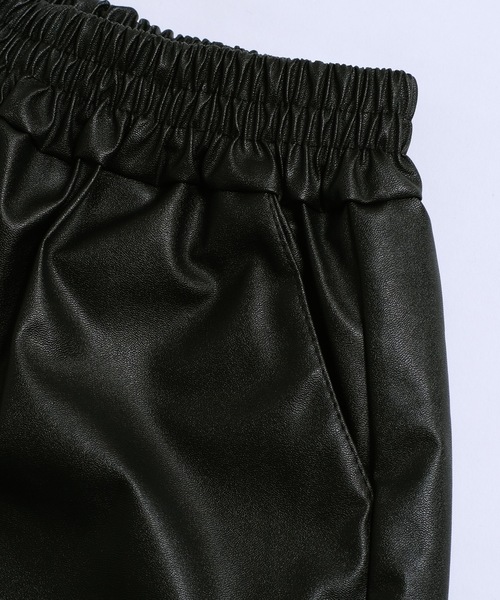 shopnikoniko（ショップニコニコ）の「合成皮革 ハイウエスト ショートパンツ（その他パンツ・レディース・ブラウン/ブラック・フリー）」の20枚目の写真