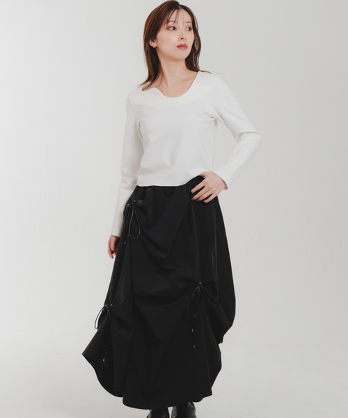 LEANN MOMENT(リーンモーメント)の「Curve neck tops(Tシャツ/カットソー・レディース・ホワイト/ブラック・フリー)」の19枚目の写真