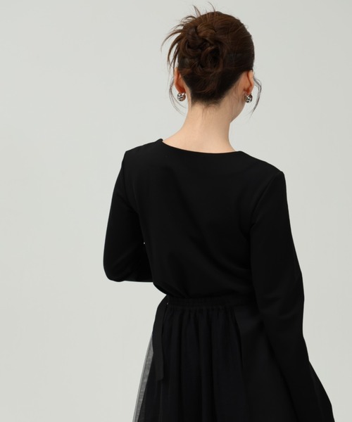 LEANN MOMENT(リーンモーメント)の「Curve neck tops(Tシャツ/カットソー・レディース・ホワイト/ブラック・フリー)」の7枚目の写真