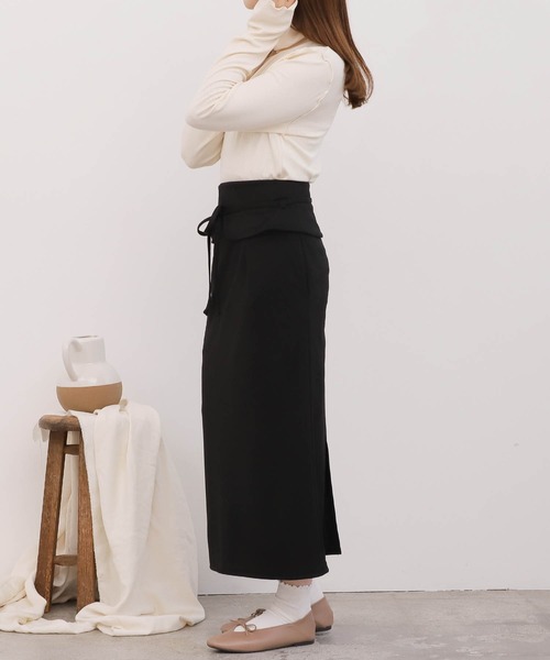 mil（ミル）の「【150㎝前後の小柄さんサイズ】デザインベルト2WAYナロースカート【リボン取り外し可能】（スカート・レディース・ブラック/モカ/アイボリー・S/XS/M）」の5枚目の写真