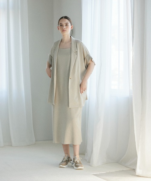 INED CLARO（イネドクラロ）の「リニーブッチャーハーフスリーブジャケット【セットアップ対応】（テーラードジャケット・レディース・ベージュ/チャコールグレー・フリー）」の7枚目の写真