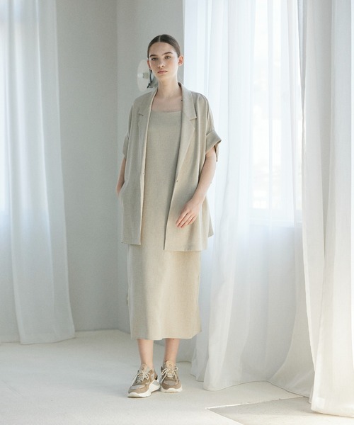 INED CLARO（イネドクラロ）の「リニーブッチャーハーフスリーブジャケット【セットアップ対応】（テーラードジャケット・レディース・ベージュ/チャコールグレー・フリー）」の10枚目の写真