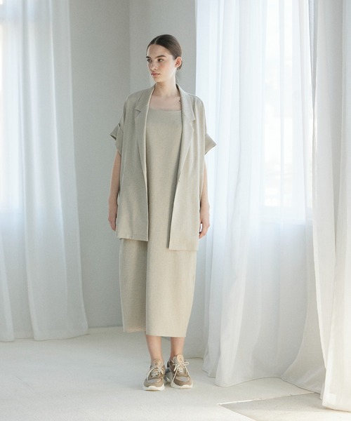 INED CLARO（イネドクラロ）の「リニーブッチャーハーフスリーブジャケット【セットアップ対応】（テーラードジャケット・レディース・ベージュ/チャコールグレー・フリー）」の11枚目の写真