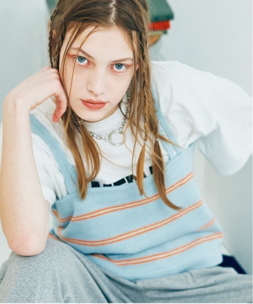 RNA（アールエヌエー）の「K2673 ブークレボーダーキャミ（ニット/セーター・レディース・ライトブルー/ブラック/イエロー・MEDIUM）」の10枚目の写真