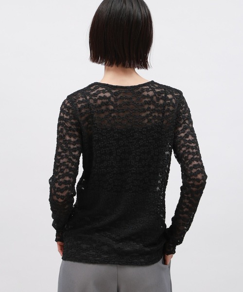 LAKOLE(ラコレ)の「花柄シアージャガードプルオーバー / 110279(Tシャツ/カットソー・レディース・オフホワイト/ブラック/コーラル・SMALL/MEDIUM)」の9枚目の写真