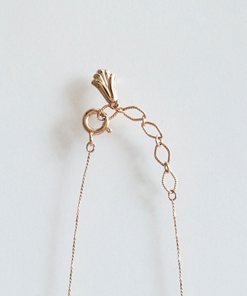 Phoebe(フィービィー)の「【金属アレルギー対応】タイニービーンズネックレス シャンパンゴールド(ネックレス・レディース・シャンパン・FREE)」の4枚目の写真